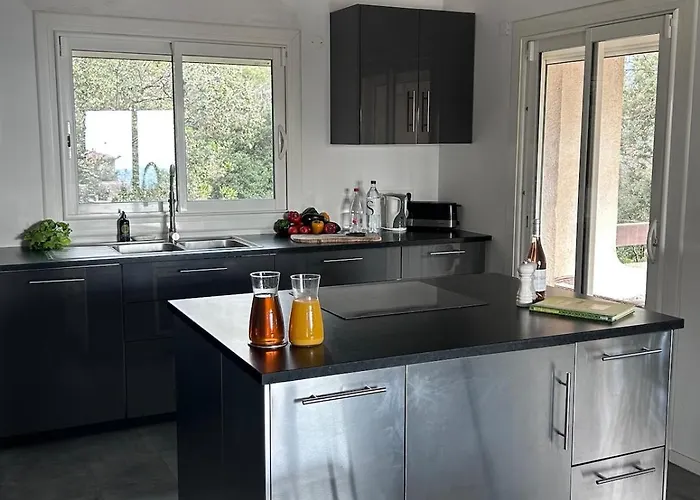 Maison *