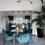 Maison * Eccica-Suarella