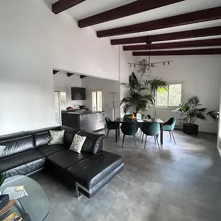 Maison - Piscine Villa *