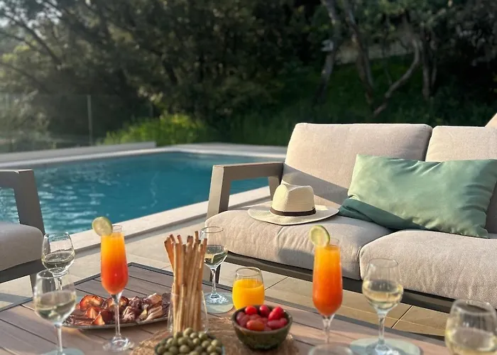 Maison * Eccica-Suarella (Corsica)