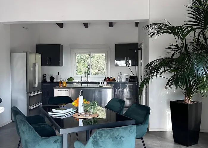 Maison * Eccica-Suarella (Corsica)