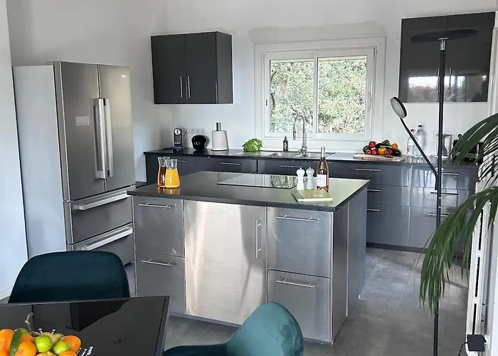 Vila Maison Eccica-Suarella (Corsica)